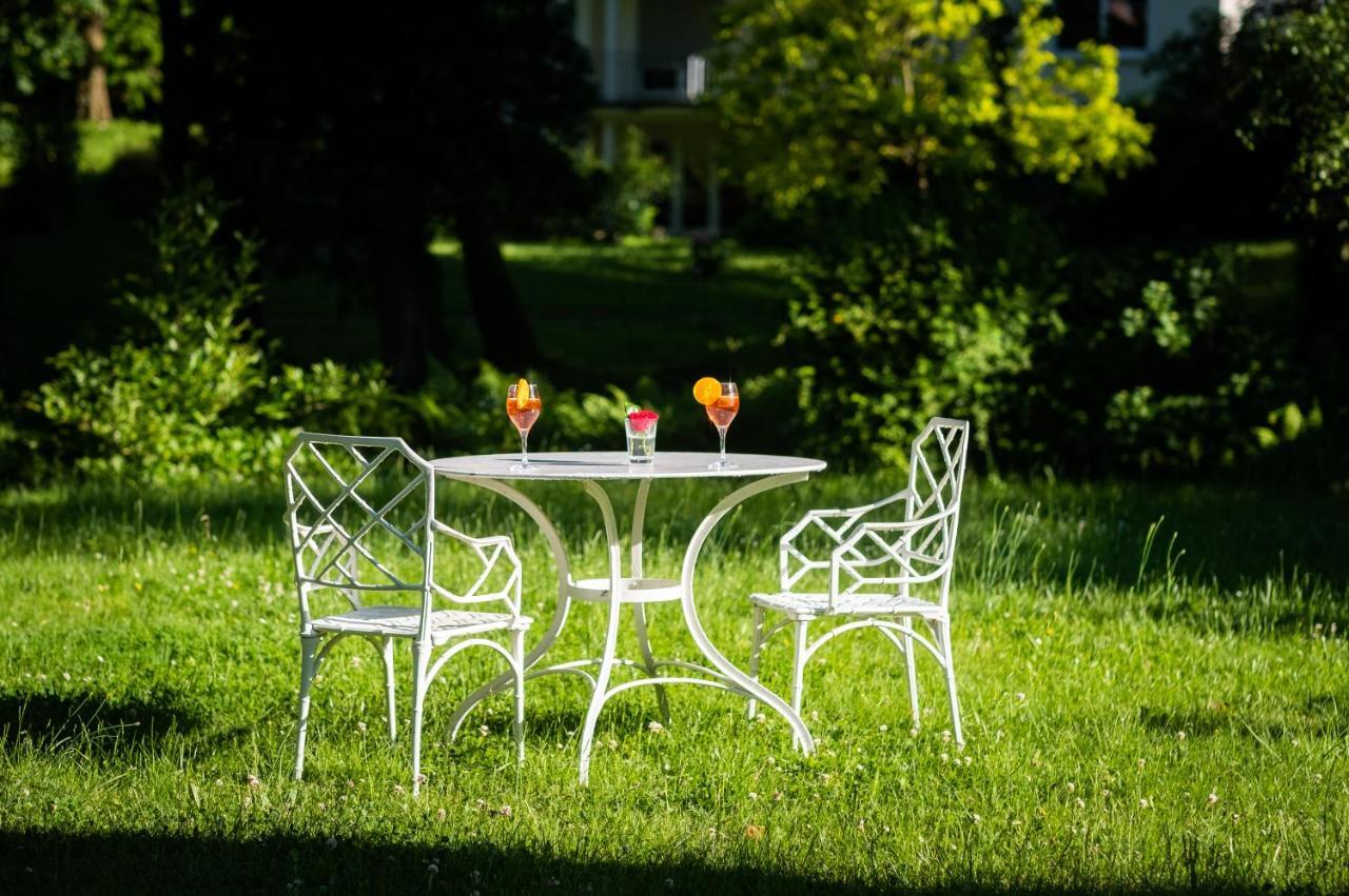 Parkhotel Am Taunus Oberursel Exterior foto