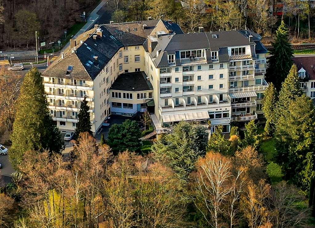Parkhotel Am Taunus Oberursel Exterior foto